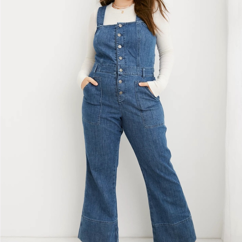 American Eagle Outfitters Aerie Denim Kick Flare Overalls Large